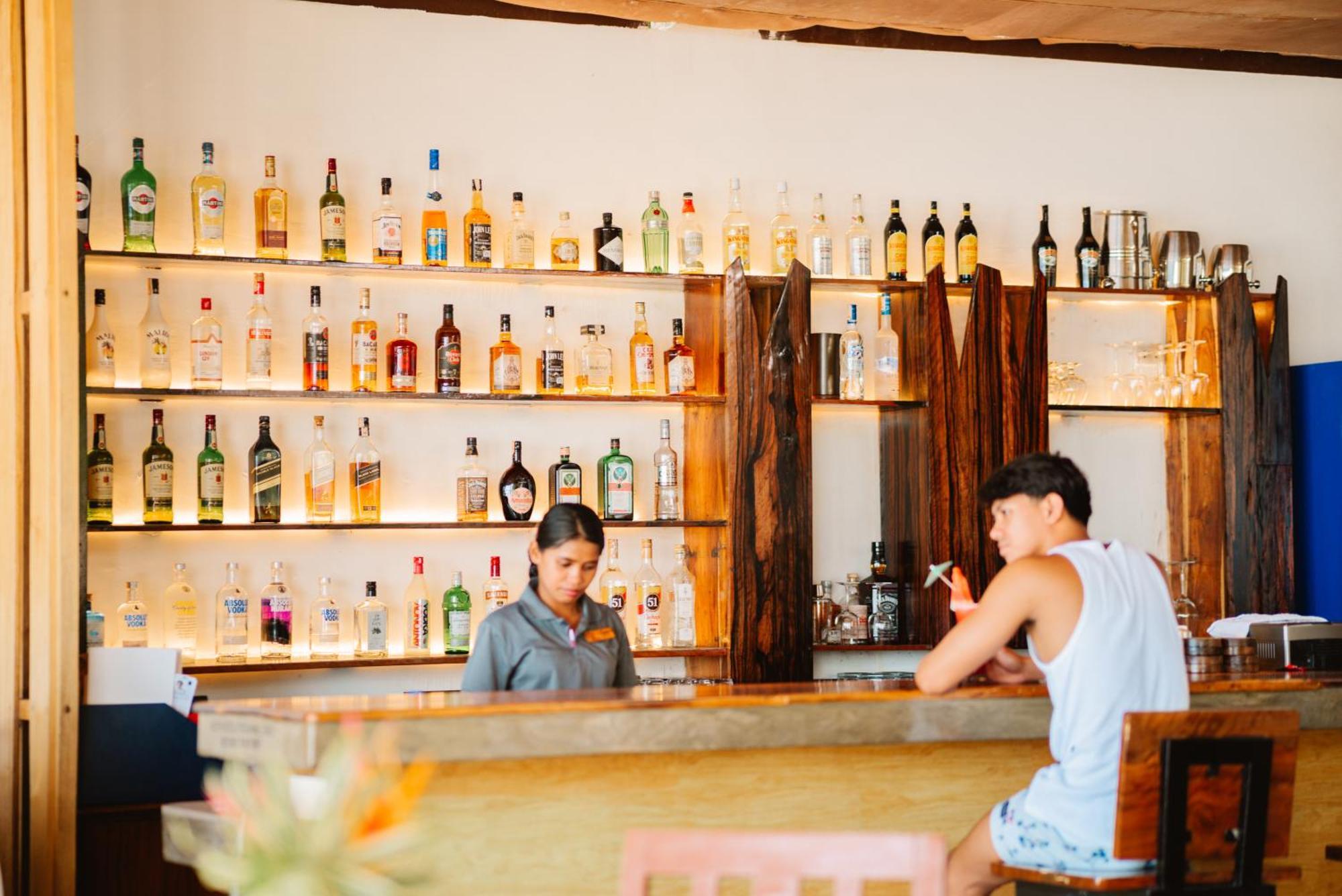 אל נידו Ursula Beach Resort מראה חיצוני תמונה